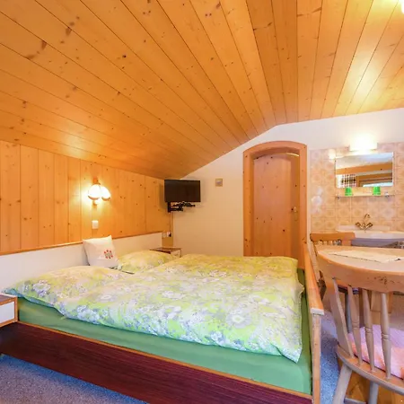 Apartment Cozy Apartment In Wald K Nigsleiten *