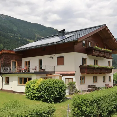 Cozy Apartment In Wald K Nigsleiten Wald im Pinzgau
